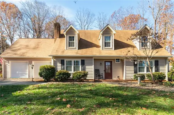 438 Valleymeade Drive, Kernersville, NC 27284