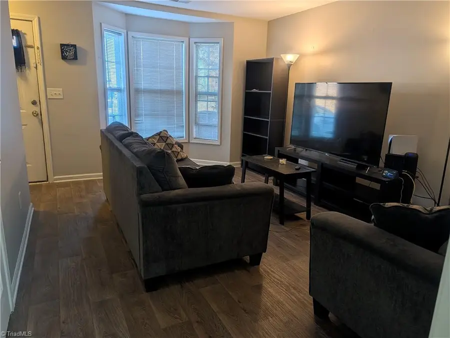 843 Brickwood Court, Winston Salem, NC 27127 - Image #3