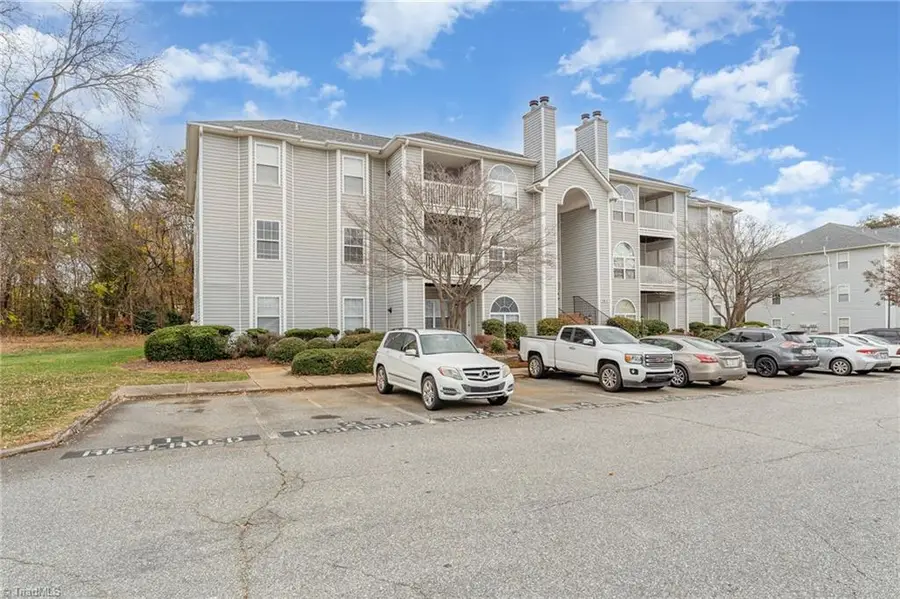 5012 Lawndale Drive, Greensboro, NC 27455 - Image #3