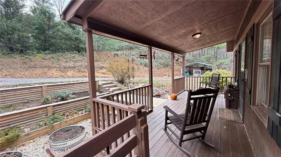 437 Deer Crossing Lane, Lenoir, NC 28645 - Image #2