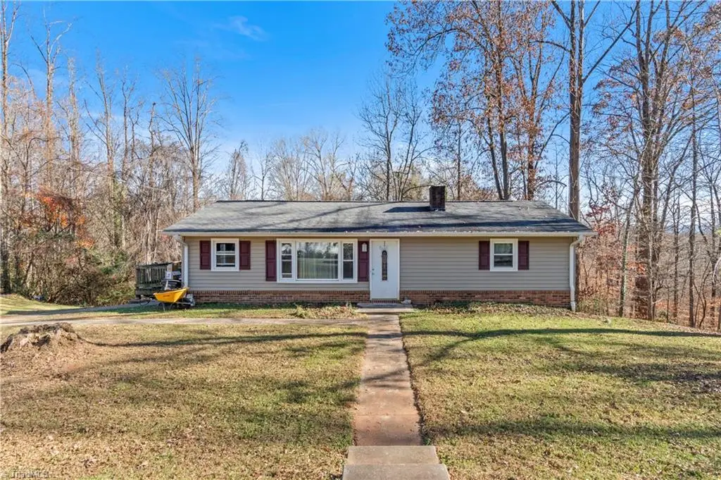 133 South Street, Elkin, NC 28621 - Image #1