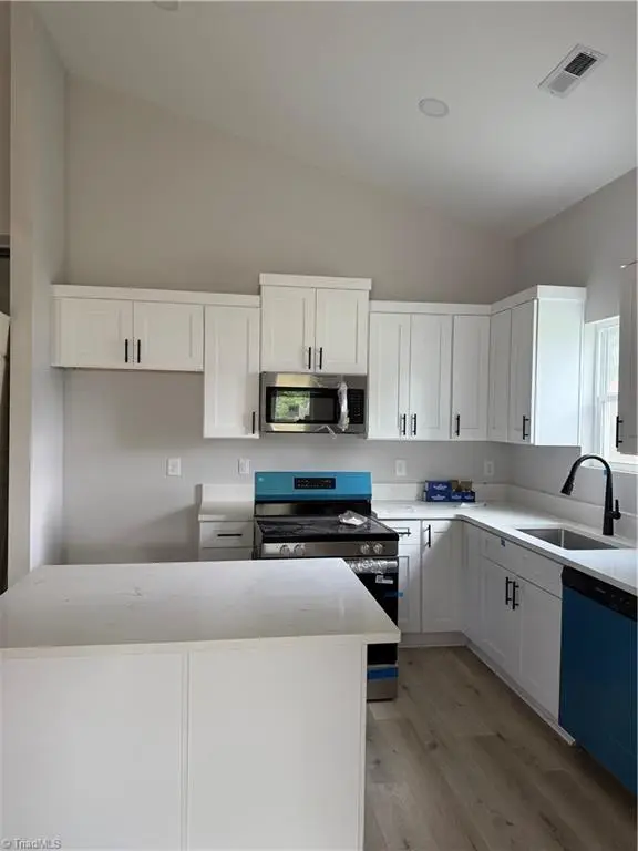 1215 Saint Regis Drive, Burlington, NC 27217 - #3