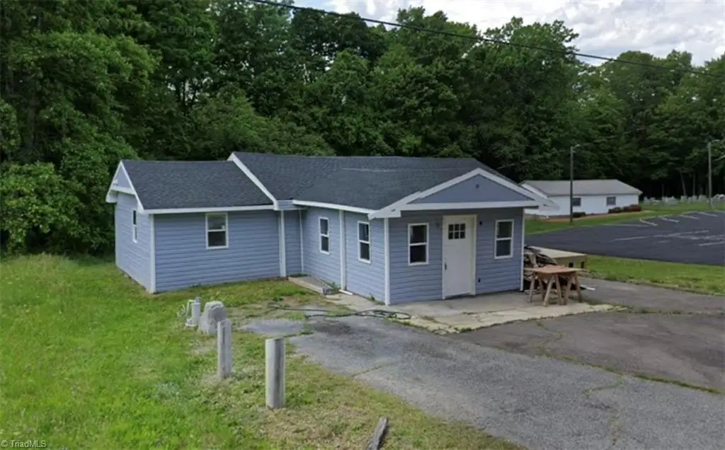 6910 Dennis Road, Walnut Cove, NC 27052 - Image #1