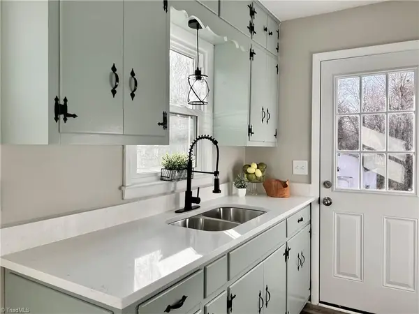 5026 Harvey Road, Jamestown, NC 27282