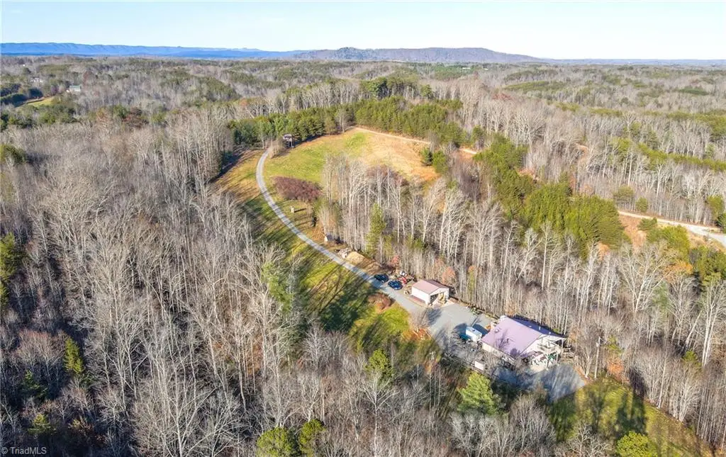 1566 Thore Road, Pinnacle, NC 27043 - Image #1