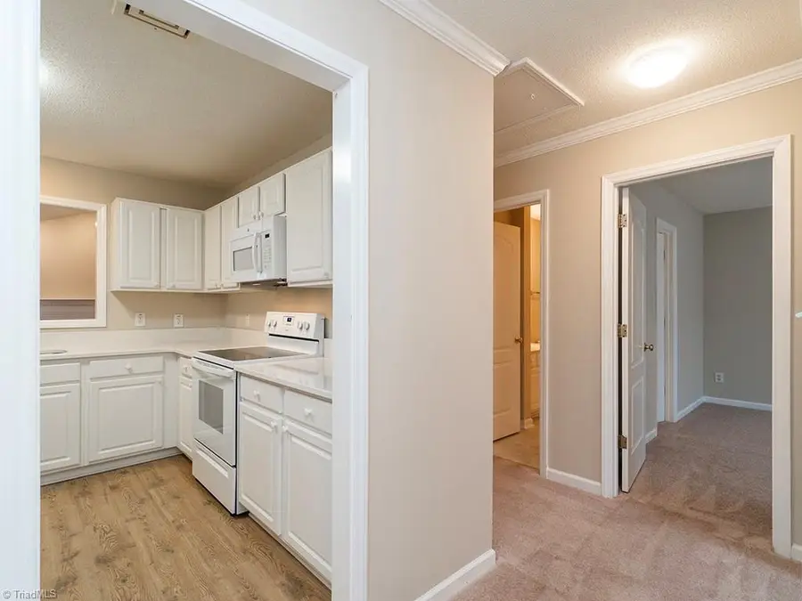 3027 Maple Avenue #J2, Burlington, NC 27215 - Image #3