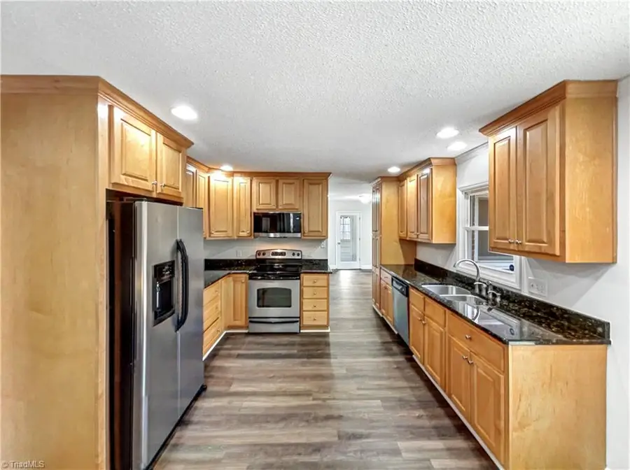 2560 Wallingford Road, Winston Salem, NC 27101 - Image #2