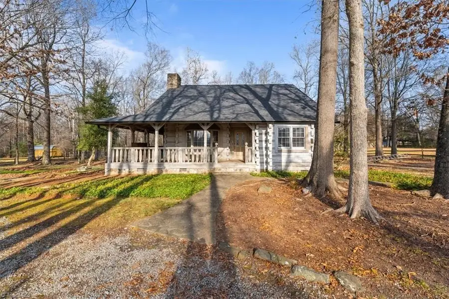 5506 Grove Forrest Drive, High Point, NC 27263 - Image #2