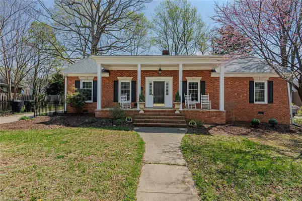 2822 Bedford Street, Burlington, NC 27215