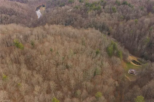 0000 Foster Oliver Lane, Lansing, NC 28643