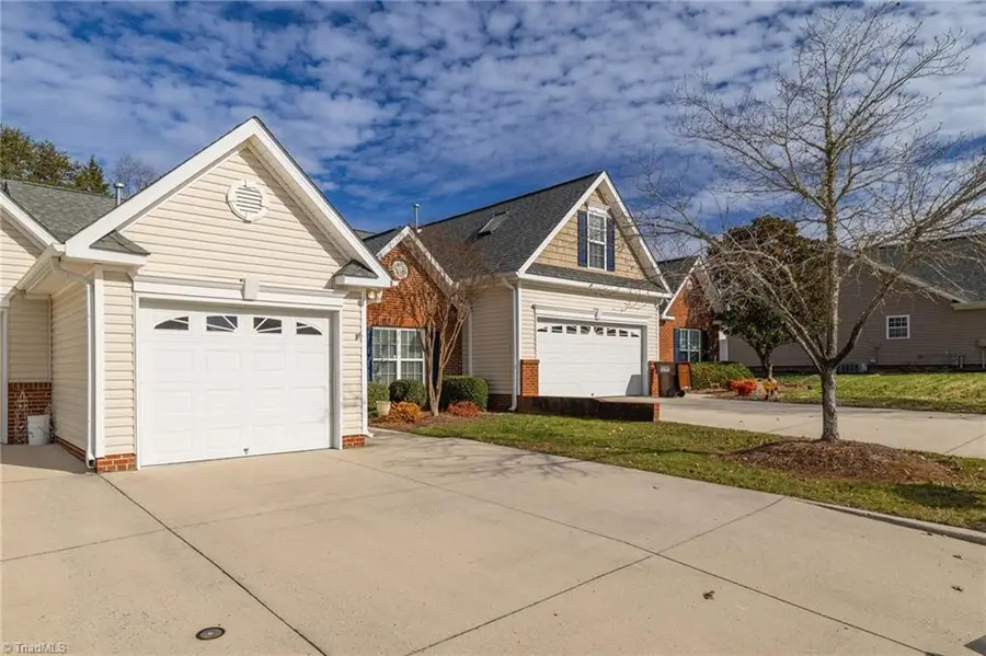 706 Chas Court, High Point, NC 27265 - Image #2