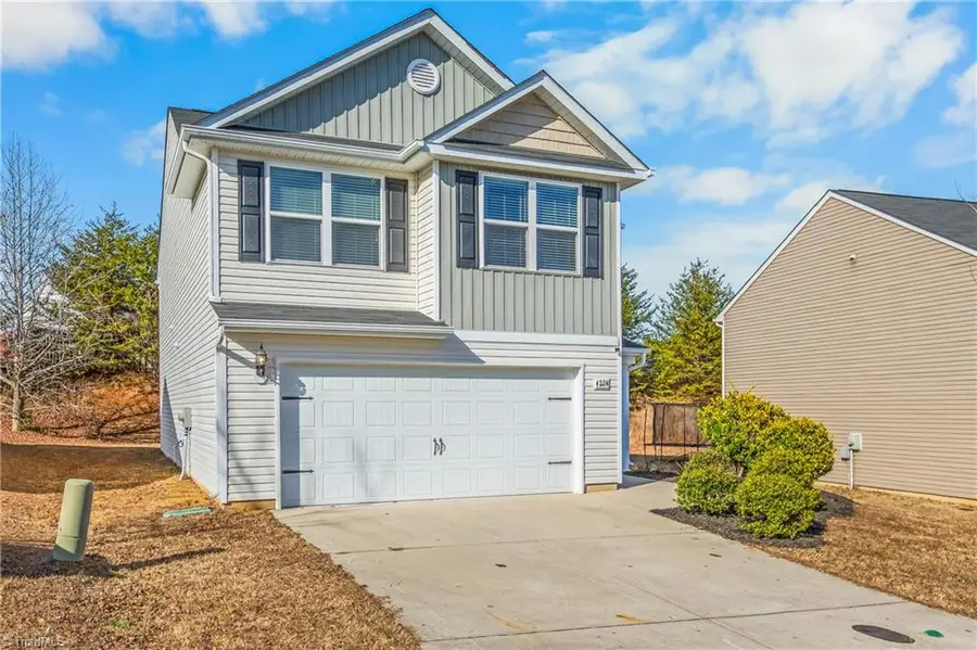 4224 Piedmont Farms Way, Winston Salem, NC 27107 - Image #2