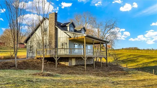 553 Graybeal Calloway Drive, West Jefferson, NC 28694