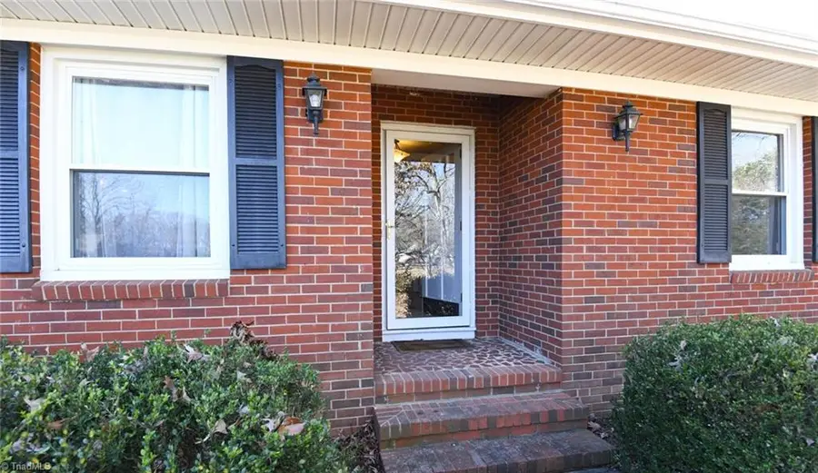 3008 Harnett Drive, Greensboro, NC 27407 - Image #2