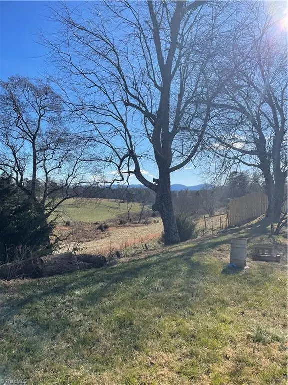 4105 Boone Trail, North Wilkesboro, NC 28659 - Image #3