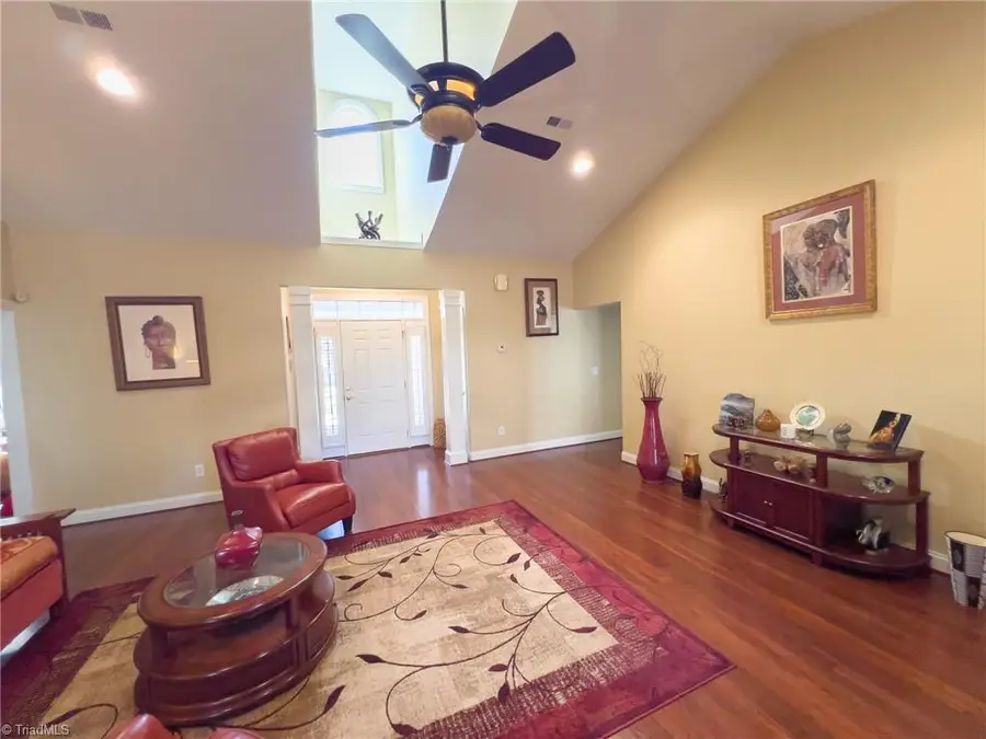 163 New Hampshire Court, Mocksville, NC 27028 - Image #3