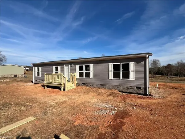 549 Mt Wesley Church Road, Hiddenite, NC 28636