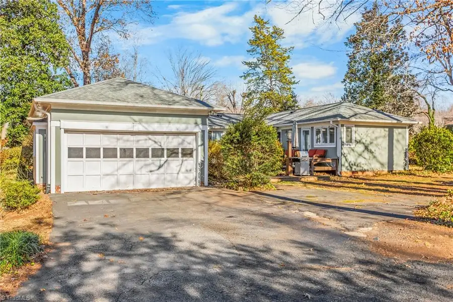 216 Knollwood Drive, Jamestown, NC 27282 - Image #3