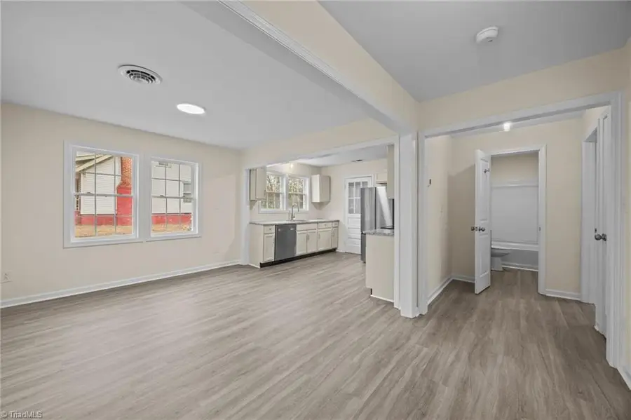 100 Carr Street, Thomasville, NC 27360 - #3