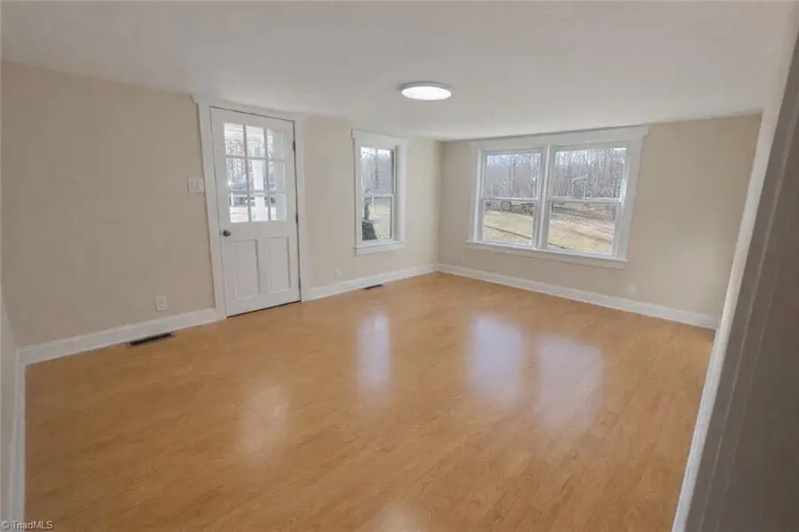 333 Sandy Flats Road, North Wilkesboro, NC 28659 - Image #3