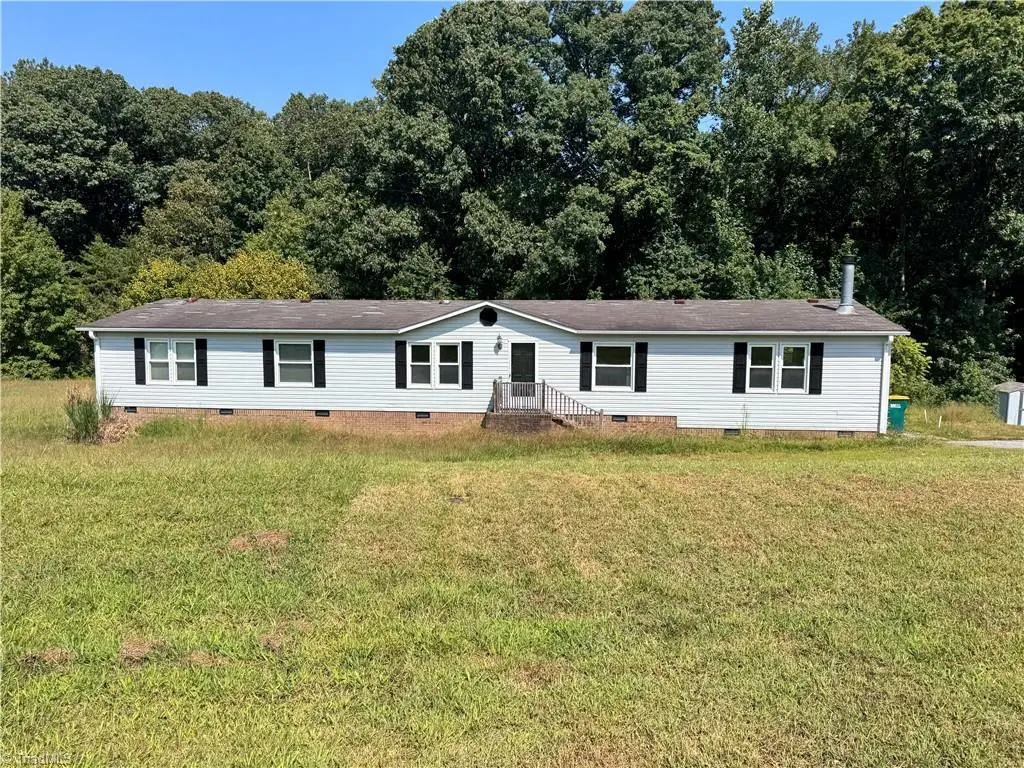 242 Granite Ridge Lane, Wallburg, NC 27107 - Image #1