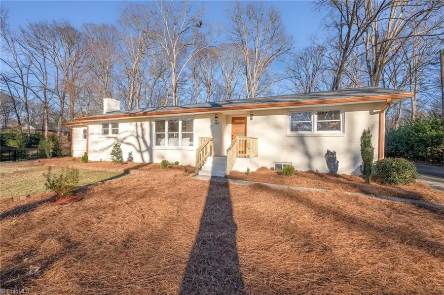 731 Quarterstaff Road, Winston Salem, NC 27104 - #2