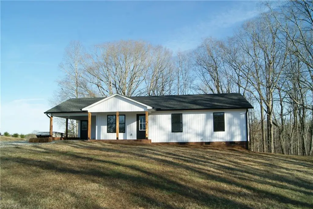 480 Watford Road, Thomasville, NC 27360 - #1