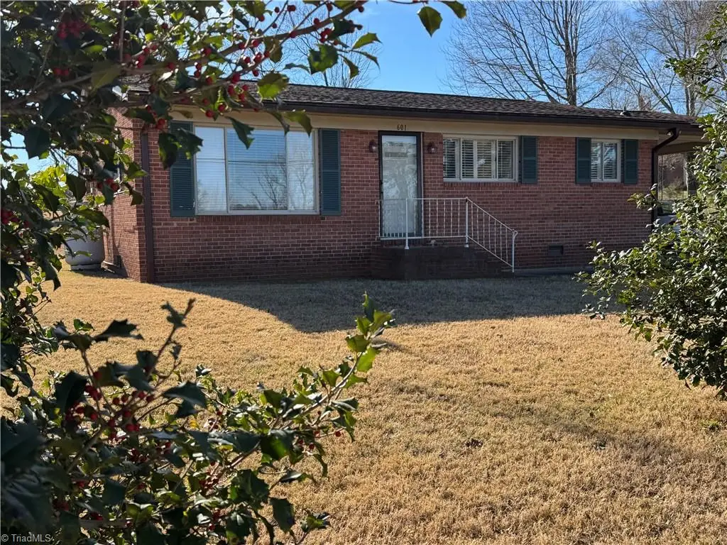 601 Meadowbrook Drive, King, NC 27021 - Image #1