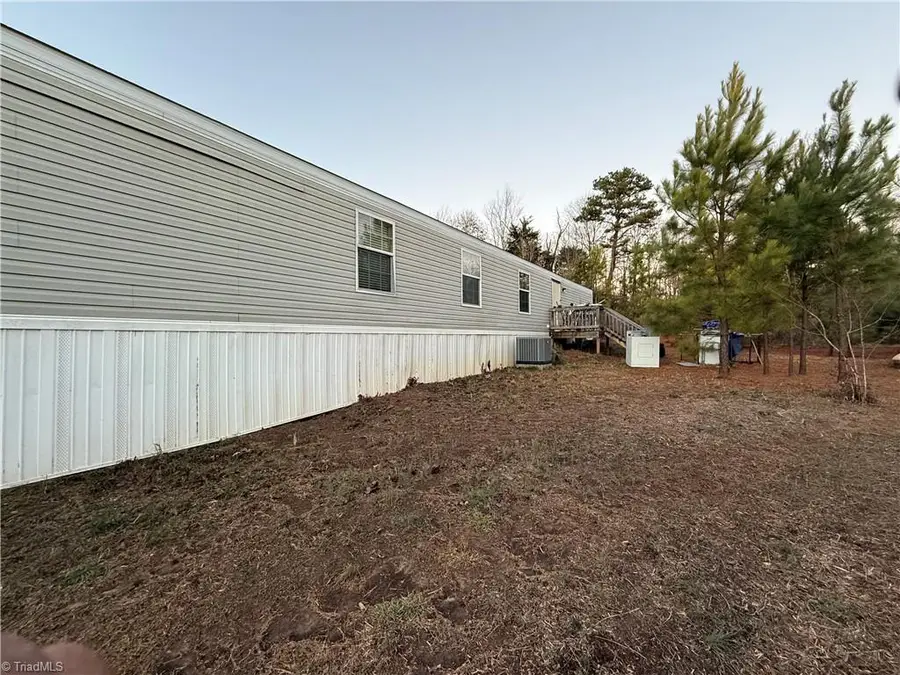 850 Eagle Mills Road, Hamptonville, NC 27020 - Image #2