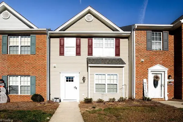 1606 Chelsea Square, Archdale, NC 27263