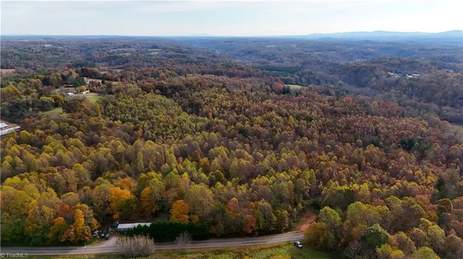 001 Rock Creek Ch Road, North Wilkesboro, NC 28659 - Image #2