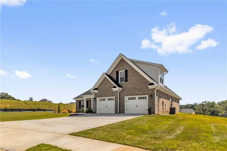 205 Grandworth Way, King, NC 27021 - Image #3