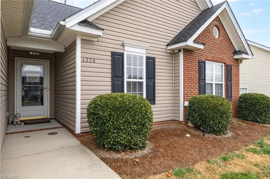 1328 Crosswinds Drive, High Point, NC 27265 - Image #3