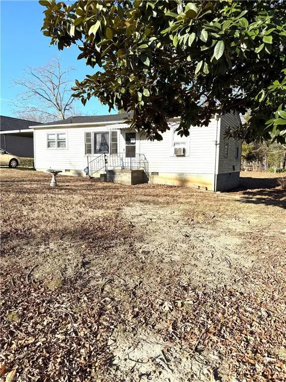 814 Oaklawn Drive, Thomasville, NC 27360