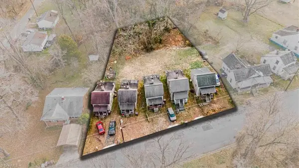 329 N Washington Avenue, Reidsville, NC 27320