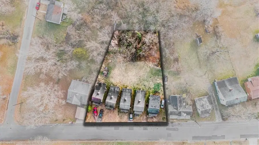 329 N Washington Avenue, Reidsville, NC 27320 - Image #3