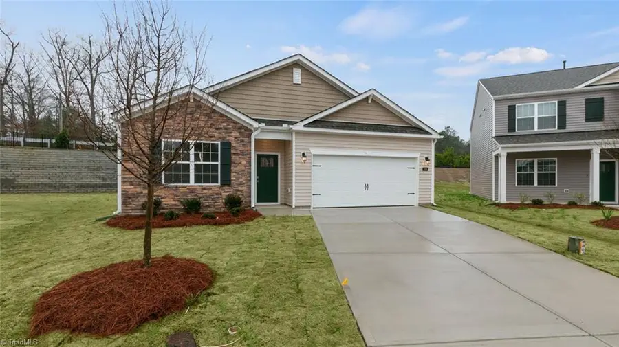 577 Forest Creek Drive, Abbotts Creek, NC 27107 - Image #3