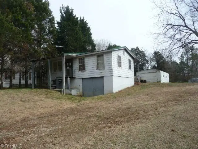 1109 W Holly Hill Road, Thomasville, NC 27360 - Image #2