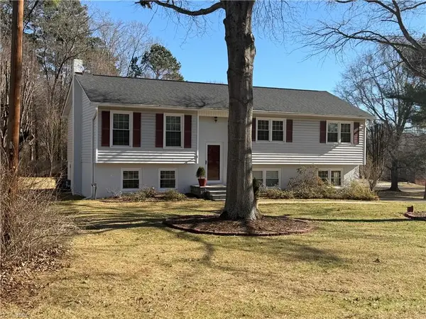 213 Hillcrest Drive, King, NC 27021