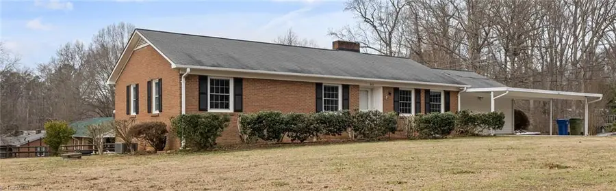 813 Country Lane, Midway, NC 27107 - Image #2