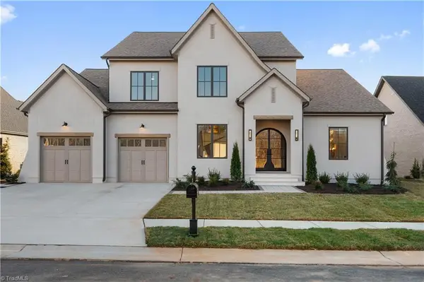 1199 Maple Chase Lane, Winston-Salem, NC 27106