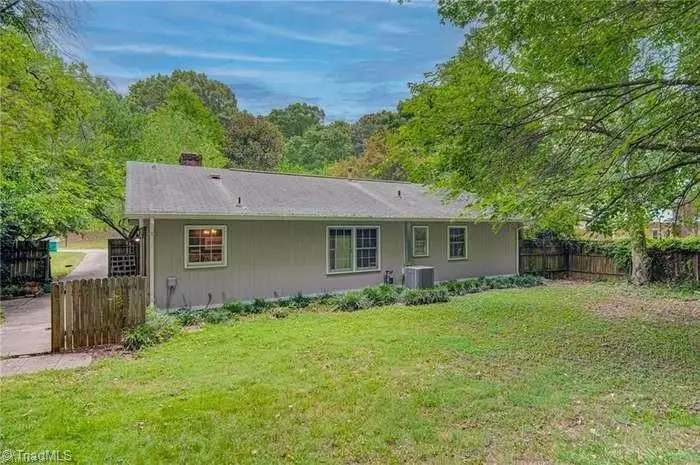 1905 Fox Creek Court, High Point, NC 27265 - Image #2