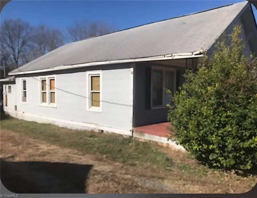 3936 Ogburn Avenue, Winston Salem, NC 27105 - Image #3