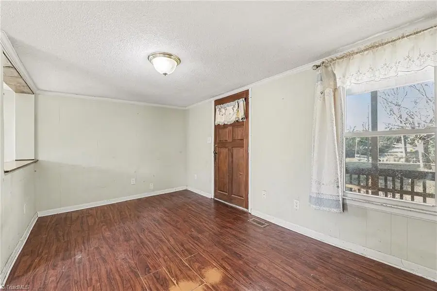 3504 Brevard Street, Greensboro, NC 27407 - Image #3