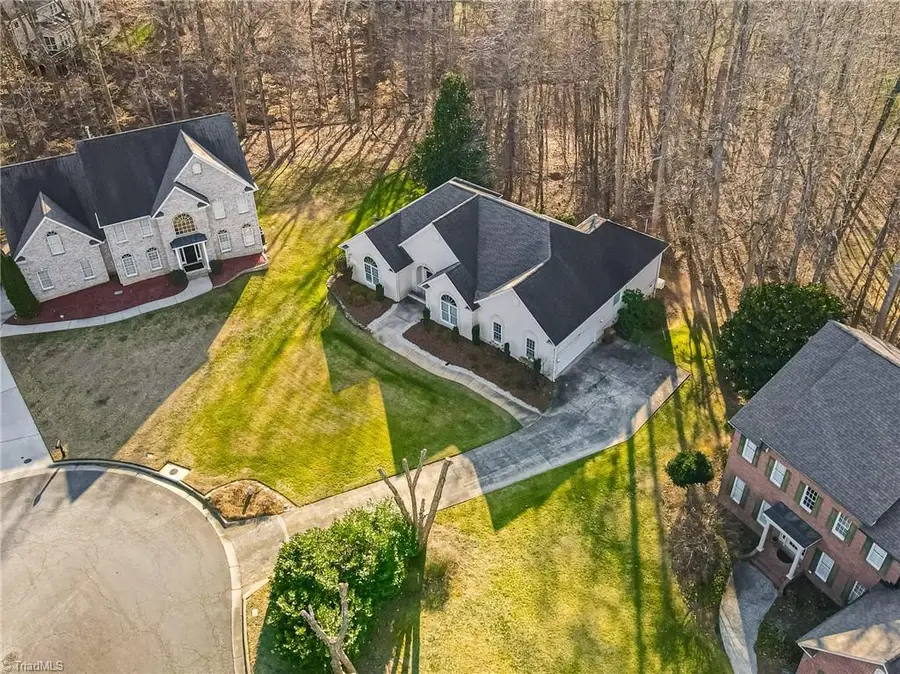 3003 Lodge Drive, Jamestown, NC 27282 - Image #3