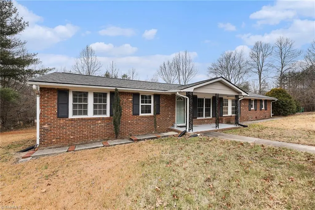 223 W Matthews Street, Stoneville, NC 27048 - Image #1