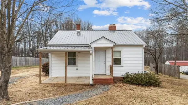 5529 Old Thomasville Road, Archdale, NC 27263
