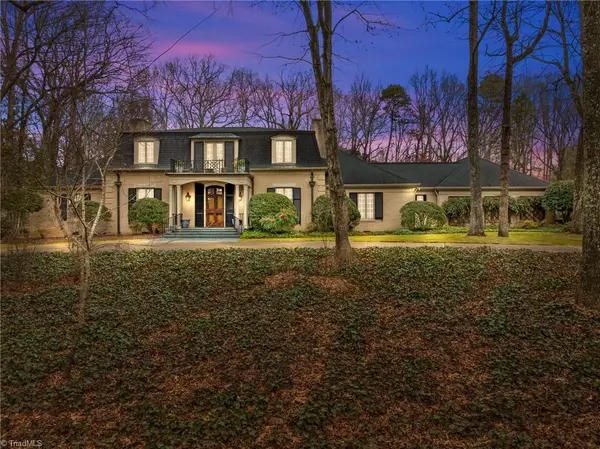 3025 N Fairway Drive, Burlington, NC 27215