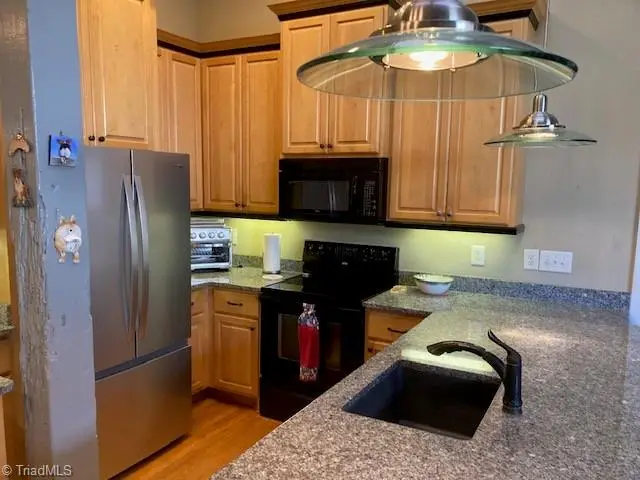 407 F Street, North Wilkesboro, NC 28659 - Image #3