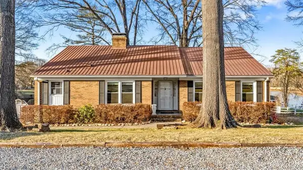 5610 Fleming Terrace Road, Greensboro, NC 27410